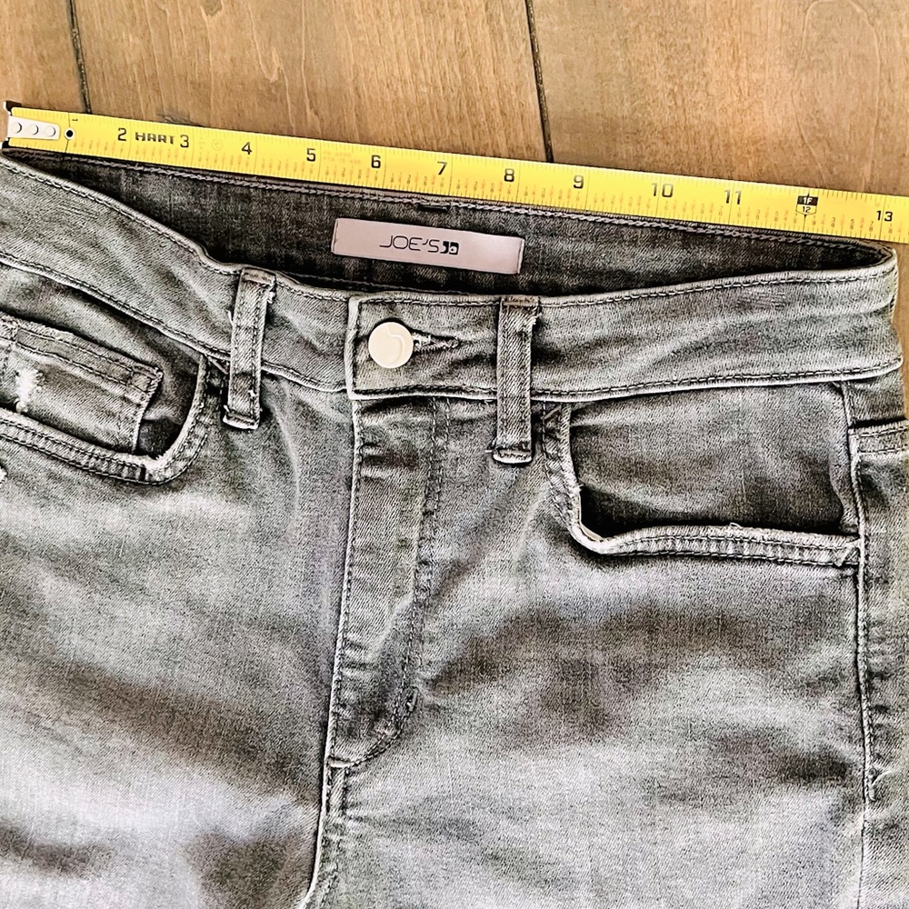 🌟HP🌟Joe’s Distressed Jeans - Picture 5 of 9